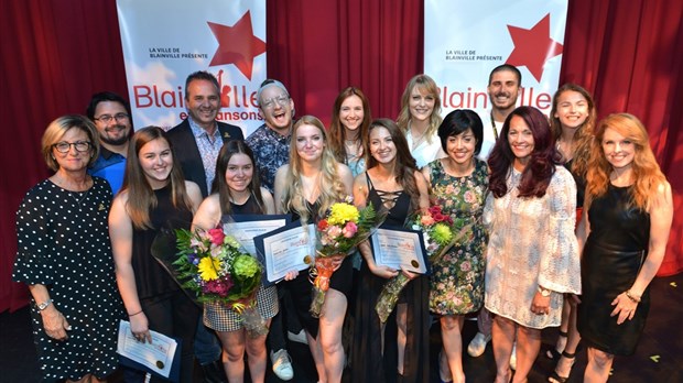 Couronnement des gagnantes du concours Blainville en chansons 2018