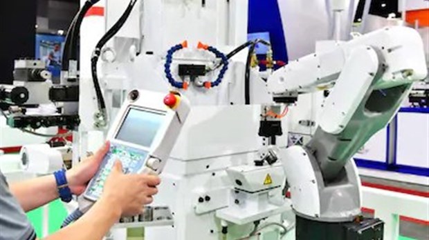 Une formation courte créée au collège Lionel-Groulx pour assimiler la robotisation