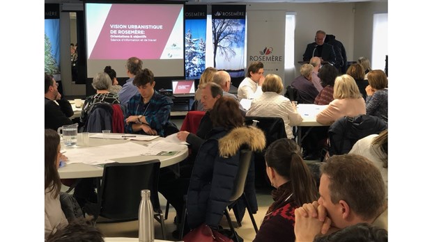 Une centaine de citoyens participent aux consultations publiques portant sur le développement urbanistique de la Ville de Rosemère