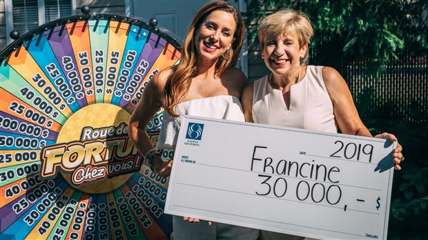 Une dame de Sainte-Thérèse tourne la roue et remporte un montant de 30 000 $