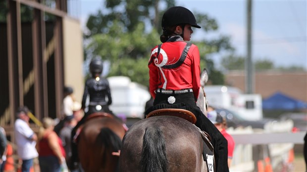 L’équipe des Laurentides au rendez-vous pour le Championnat d'équitation western du Québec  