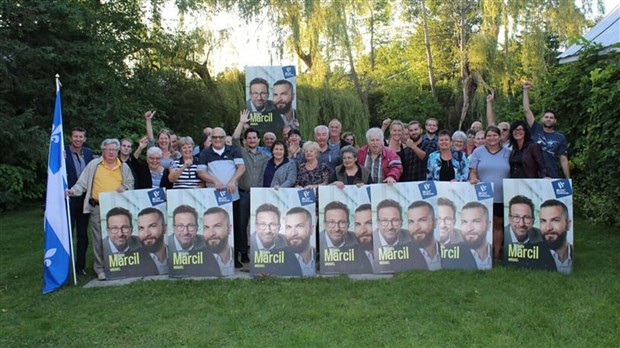 « Vous voulez faire une différence pour l’environnement et la laïcité, venez contribuer à la victoire. Bienvenue chez vous! » – Simon Marcil 