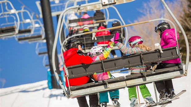 Stations de ski : malgré des températures douces, un bel achalandage