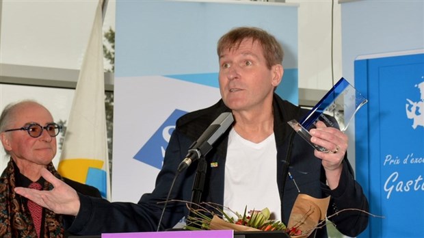 Derniers jours pour participer aux Prix d'excellence en français Gaston-Miron !