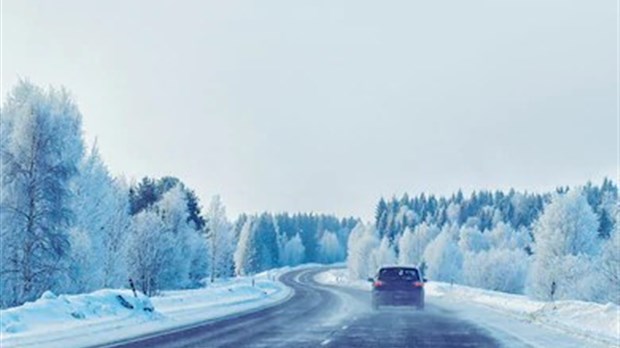 En hiver, quelle trousse d'urgence pour la voiture?