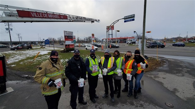 Collecte de fonds pour les paniers de Noël à Mirabel: une participation exceptionnelle