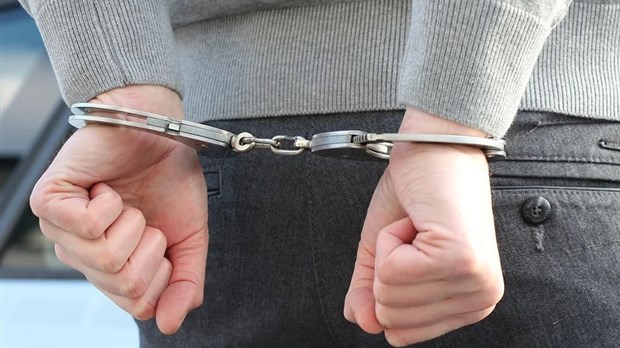Un homme de Mirabel arrêté pour véhicule volé