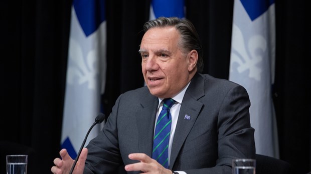 Legault lance un appel au bénévolat