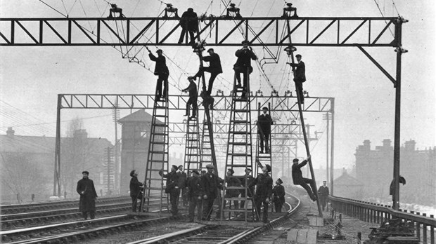 Dernier train de la ligne EX06 Deux-Montagnes: une page d'histoire se tourne