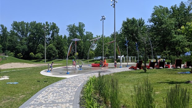 Rosemère rend de nouveau accessible ses  modules de jeux et ses jeux d’eau