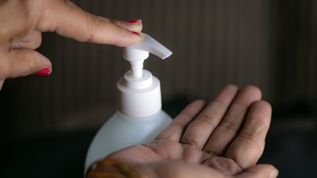 Santé Canada rappelle une vingtaine de désinfectants pour les mains 