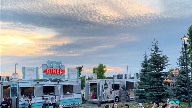 Grand PoutineFest de Mirabel : animation et poutine servies au volant