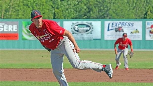 Baseball: un duel de lanceurs et une défaite pour les Cardinaux