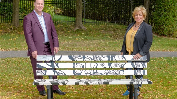 Le mobilier urbain transformé en œuvres d’art dans les parcs de Lorraine