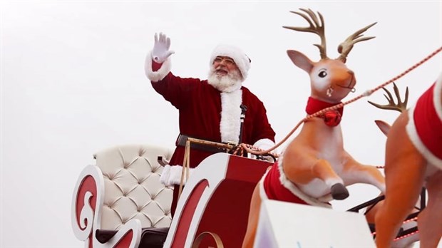 Ouf ! Le Père Noël est autorisé à passer dans le ciel du Canada ce soir