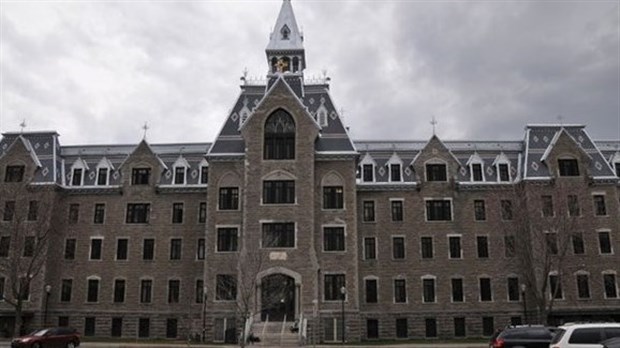 Un retour progressif des étudiants au Cégep et à l'université à partir de lundi