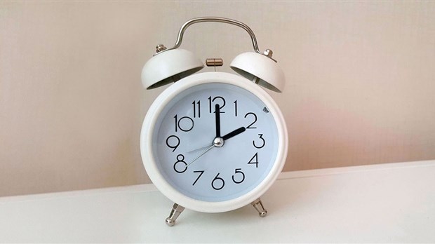 Le soleil brillera une heure de plus dès demain