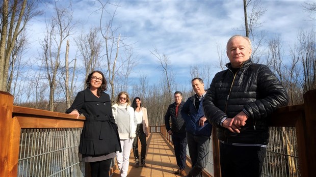 Rosemère reçoit une subvention gouvernementale pour les travaux de réfection de la Passerelle Tylee 