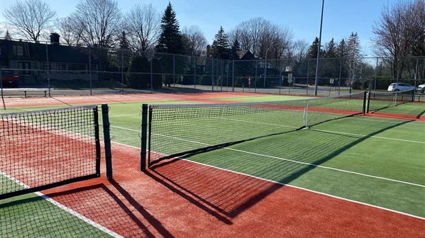 Les cours de tennis sont de retour à Sainte-Thérèse