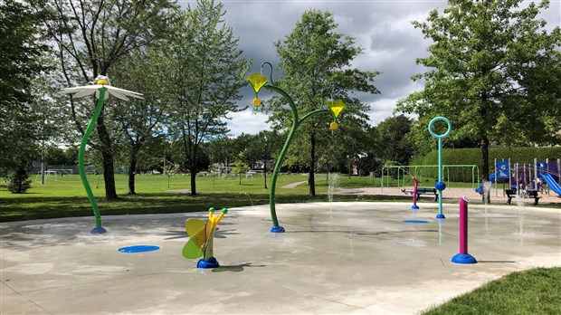 Ouverture des jeux d’eau dans les parcs de Sainte-Thérèse