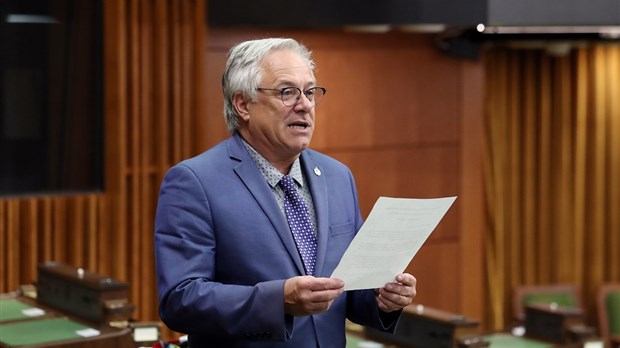 Luc Desilets dénonce l'urgence d'agir en matière de logement