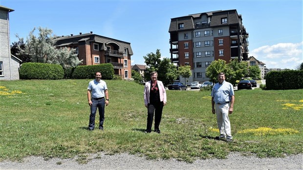 Sainte-Thérèse fera don d’un terrain pour construire des logements sociaux abordables
