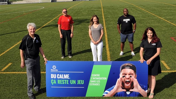 Blainville sensibilise contre l’intimidation dans les estrades 