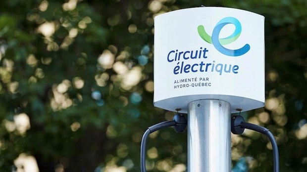 Sainte-Thérèse déposera une demande de subvention pour 4500 bornes de recharge