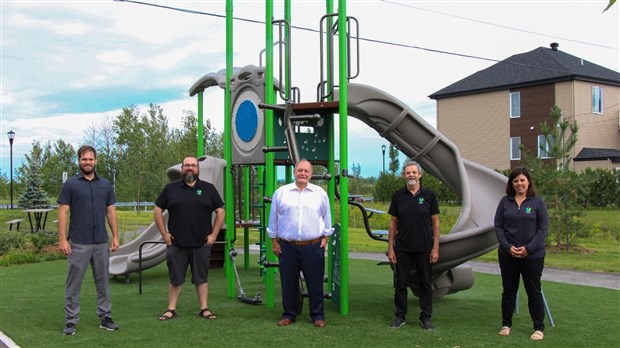 Deux parcs tout neufs à Sainte-Anne-des-Plaines