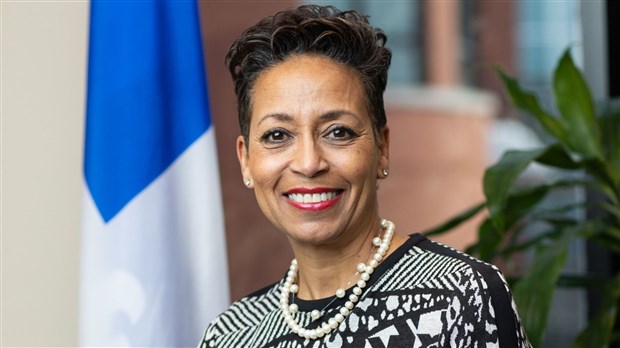 Régionalisation de 5 000 postes