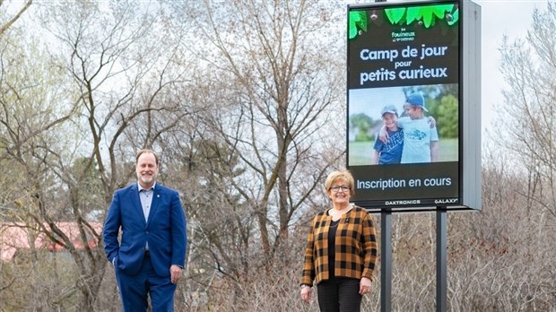 Deux nouveaux panneaux électroniques à Lorraine pour une communication plus directe entre la Ville et la population