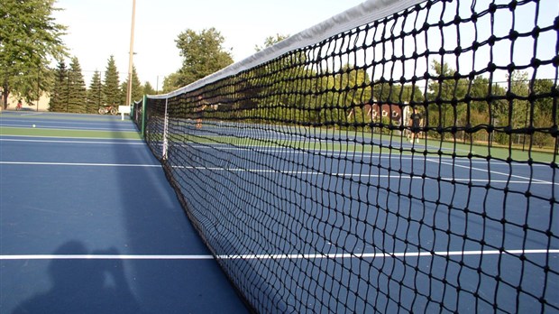 Les terrains de tennis sont ouverts de 7 h à 23 h à Shawinigan