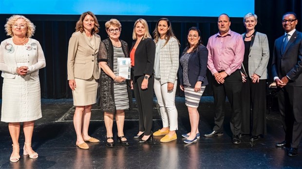Prix d'excellence du réseau de la santé et des services sociaux :  le CISSS des Laurentides remporte deux prix