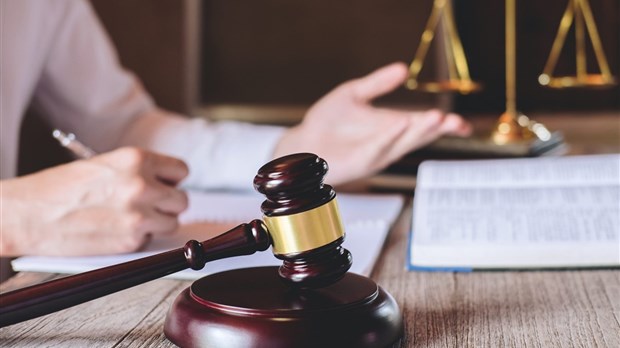 Comment choisir le meilleur avocat en droit du travail pour votre dossier ?