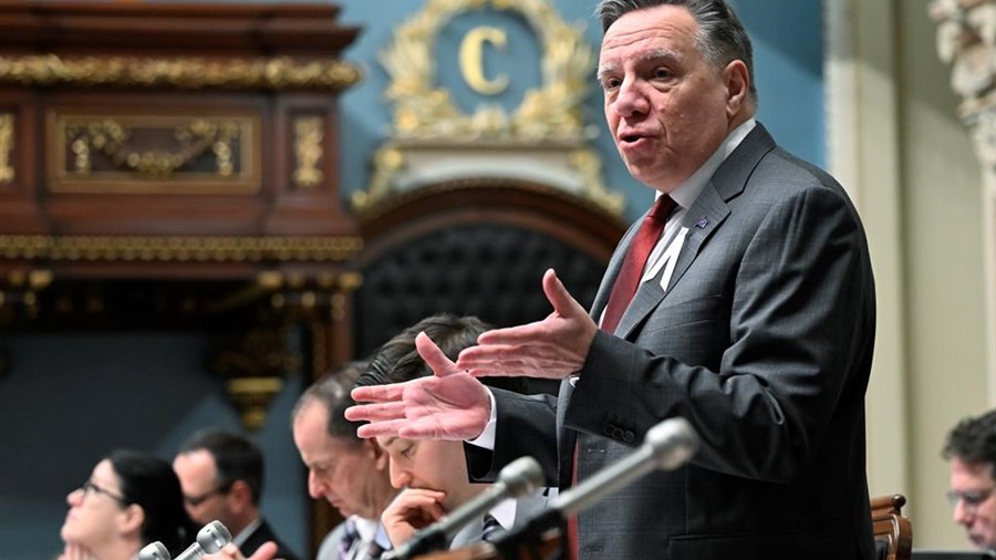 François Legault demande aux enseignants de penser aux enfants et d'arrêter la grève