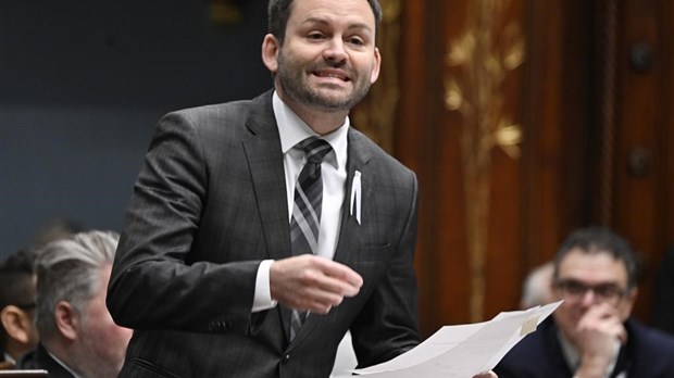 Grève dans le secteur public: Le PQ accuse la CAQ de désinformation