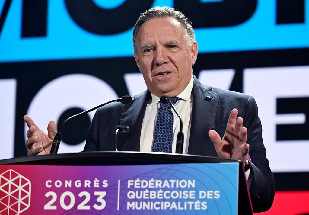 François Legault se présente les mains vides au congrès annuel de la FQM