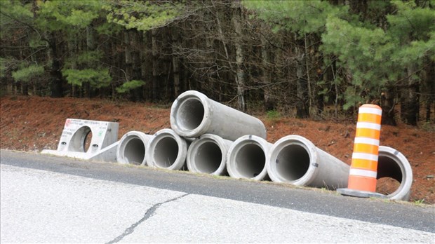 Travaux de réparation d'un ponceau sur la route 148
