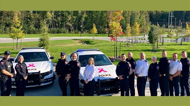 Le Service de police de Terrebonne porte le rose tout le mois d'octobre