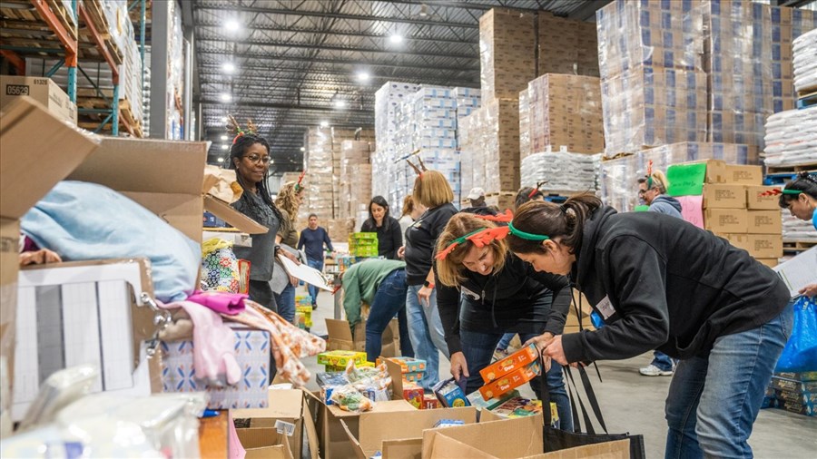 La Fondation Femina lance sa campagne Noël pour ELLES 2025