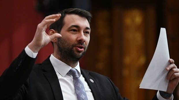 La CAQ impose un bâillon pour agrandir un dépotoir de déchets dangereux