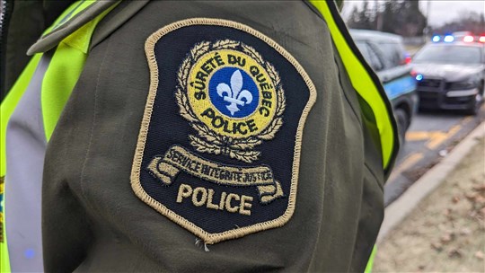 La police mène une opération à Saint-Hippolyte, dans les Laurentides, lundi matin