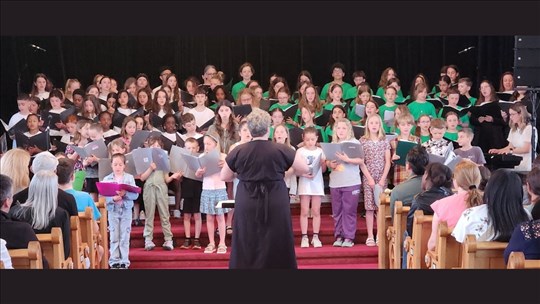 Plus de 200 élèves participent aux Chorales sur le lac 