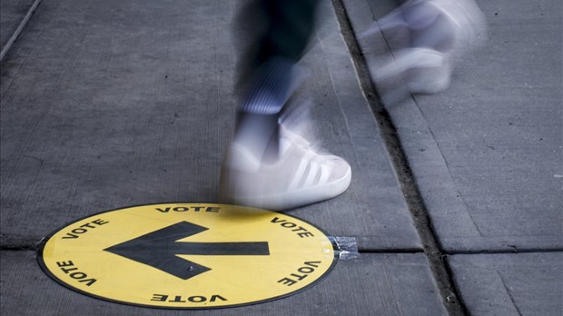 Le Canada devrait baisser l'âge du vote à 16 ans, selon une sénatrice