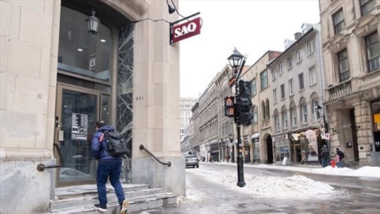 La SAQ écoulera certains produits américains au bénéfice de banques alimentaires