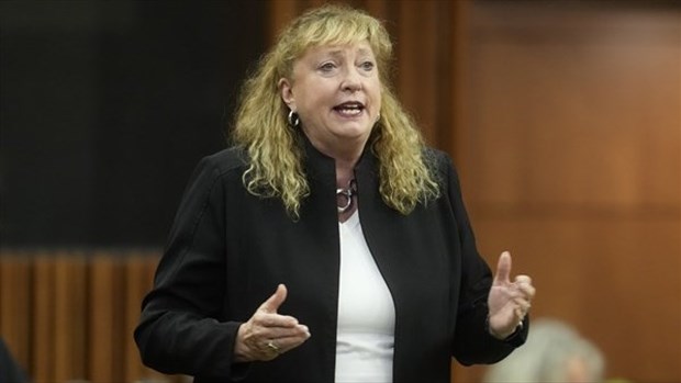Alerte: la députée conservatrice Marilyn Gladu passe dans le clan libéral