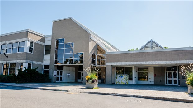 Acquisition du Centre culturel et communautaire Thérèse-De Blainville